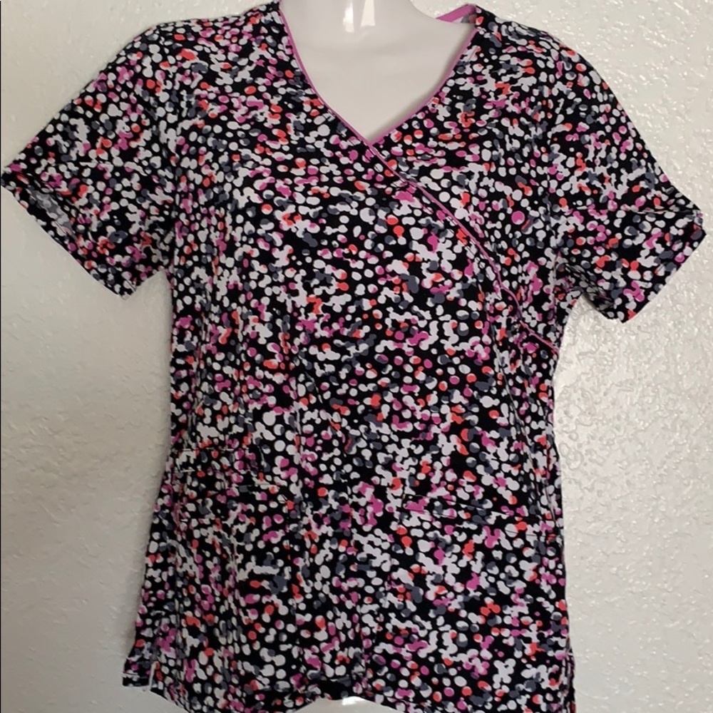 Cherokee scrub top